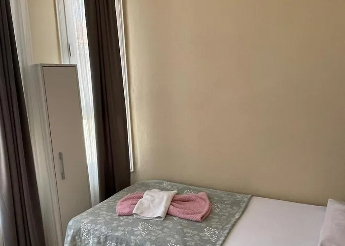 Almina Kantarci Ayvalı